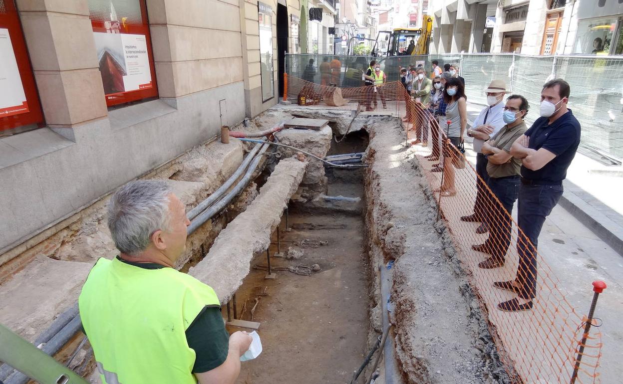 Catas realizadas hace un año en el subsuelo de la calle Constitución. 