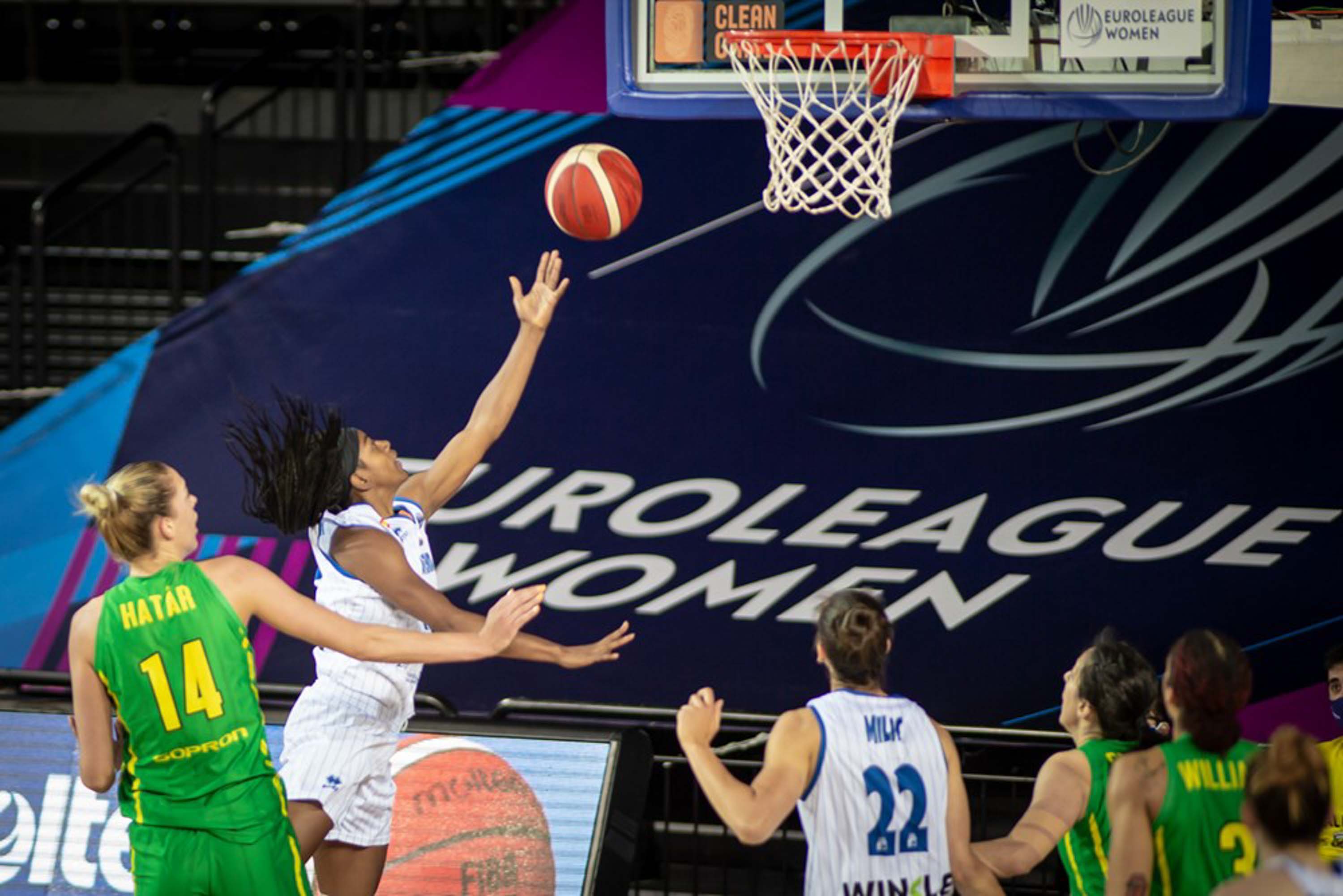 Avenida se clasifica para la final de Euroliga