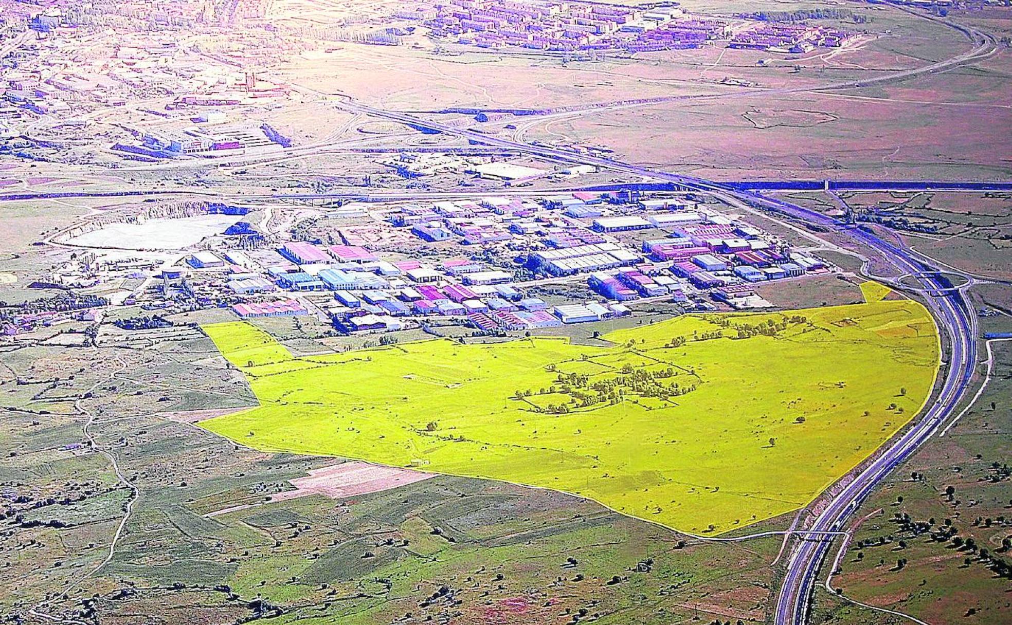 Vista aérea del polígono de Hontoria, con Segovia al fondo y el sector Prado del Hoyo destacado en otro color. 