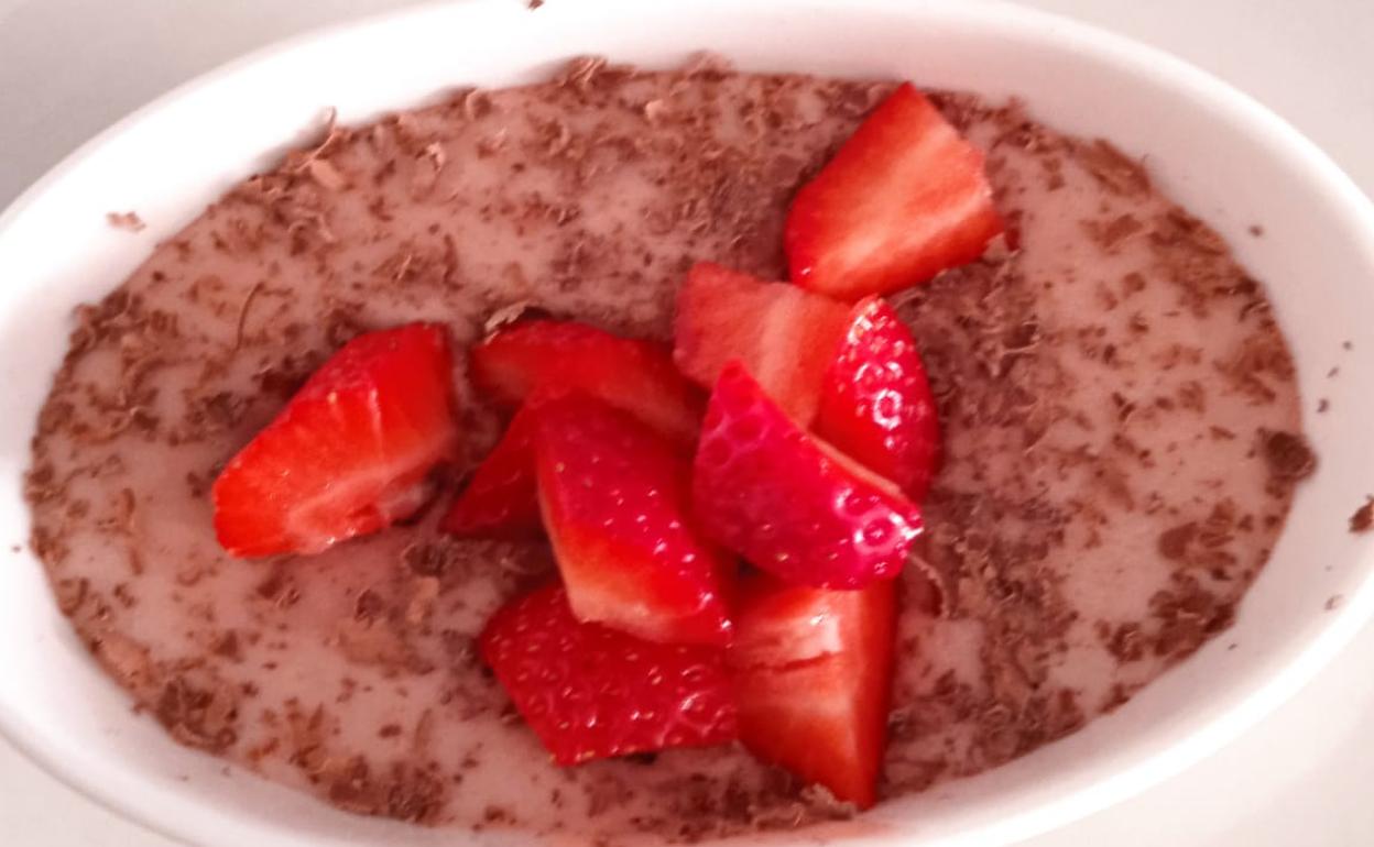 Recetario Degusta: Originales natillas de fresas con chocolate