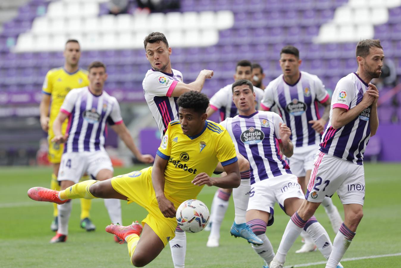 Fotos: Empate del Real Valladolid ante el Cádiz (1-1)