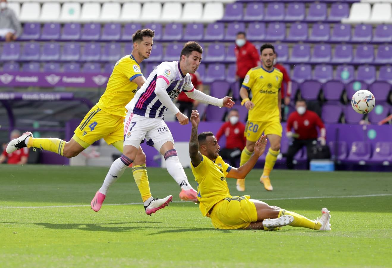 Fotos: Empate del Real Valladolid ante el Cádiz (1-1)