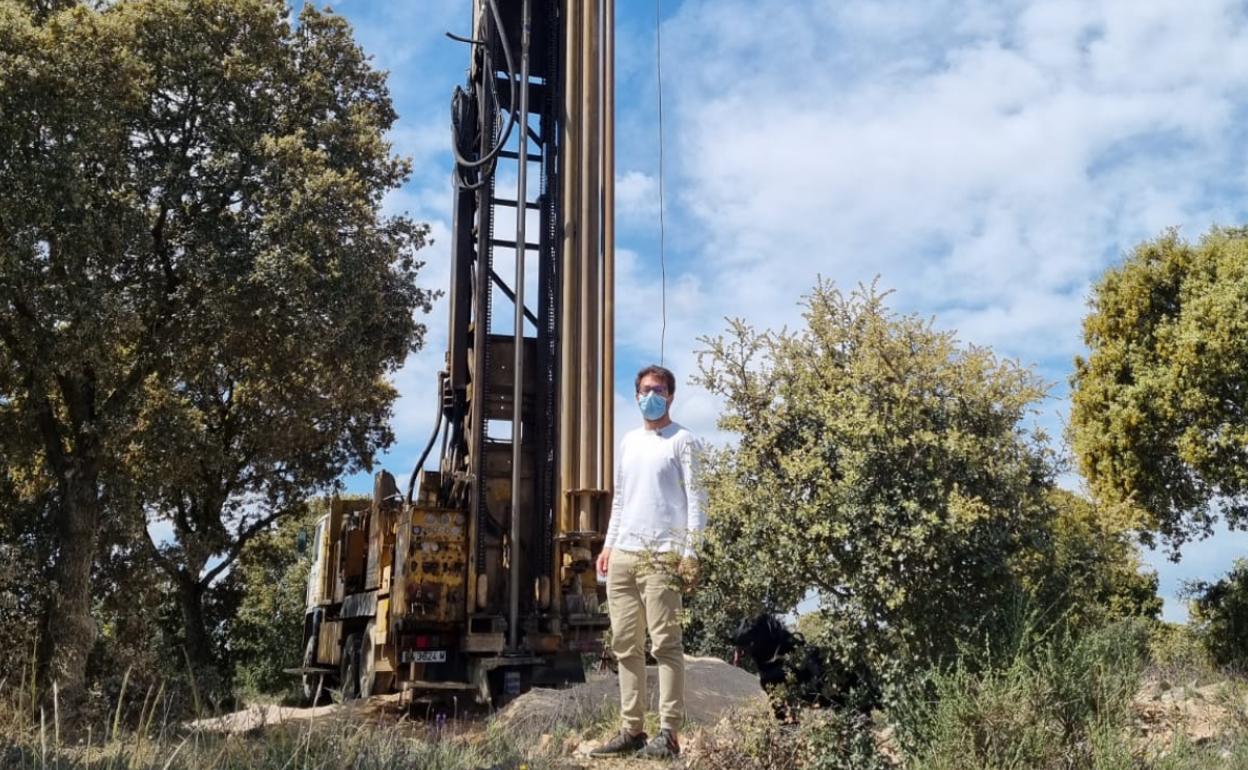 La máquina que hará el sondeo para encontrar agua en Peñasolana 