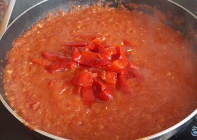 Imagen secundaria 1 - Recetario Degusta: Apetitoso bacalao con salsa de tomate y pimientos del piquillo