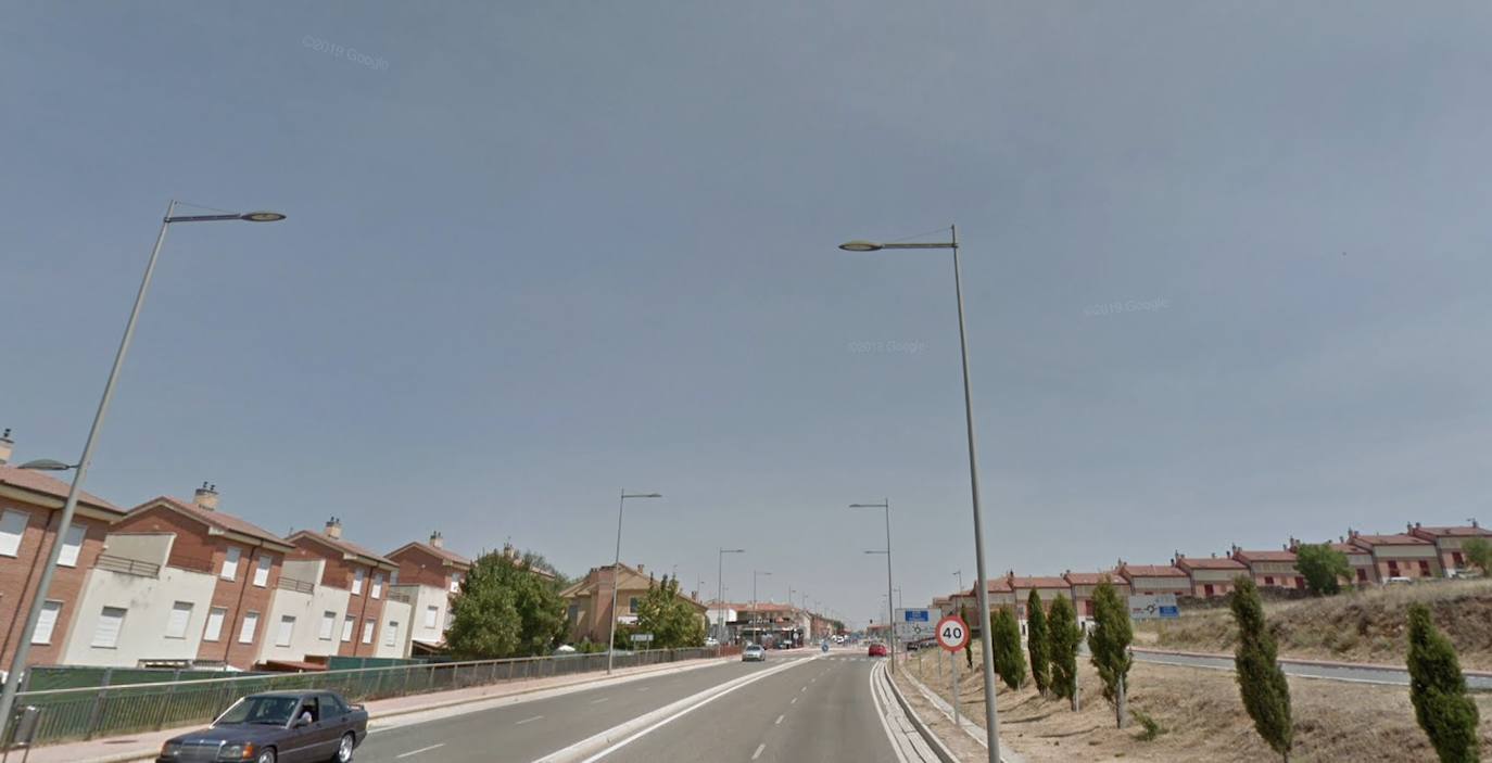 Cl-601 a su paso por La Lastrilla.