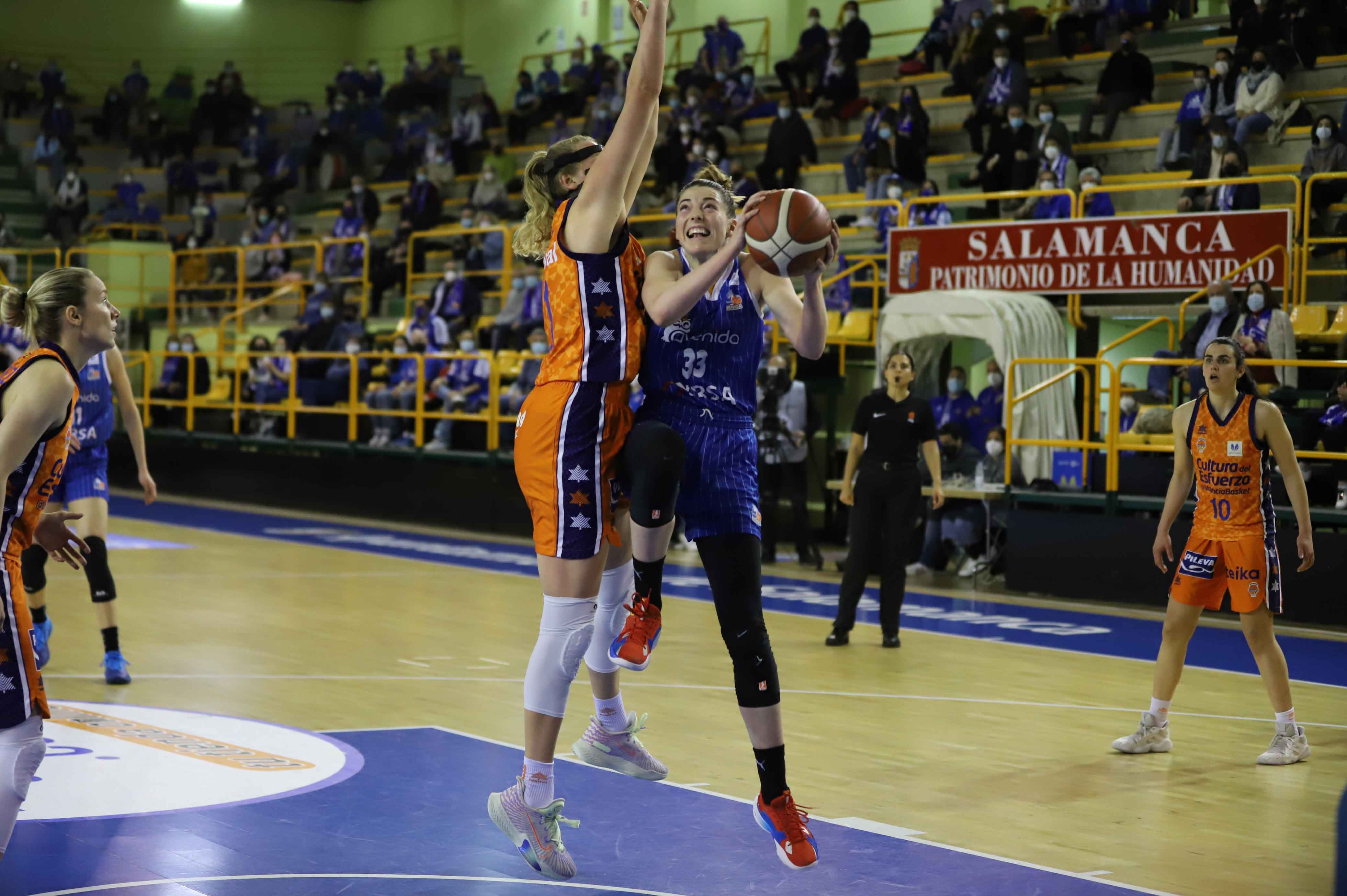 CB Avenida 64-67 Valencia Basket