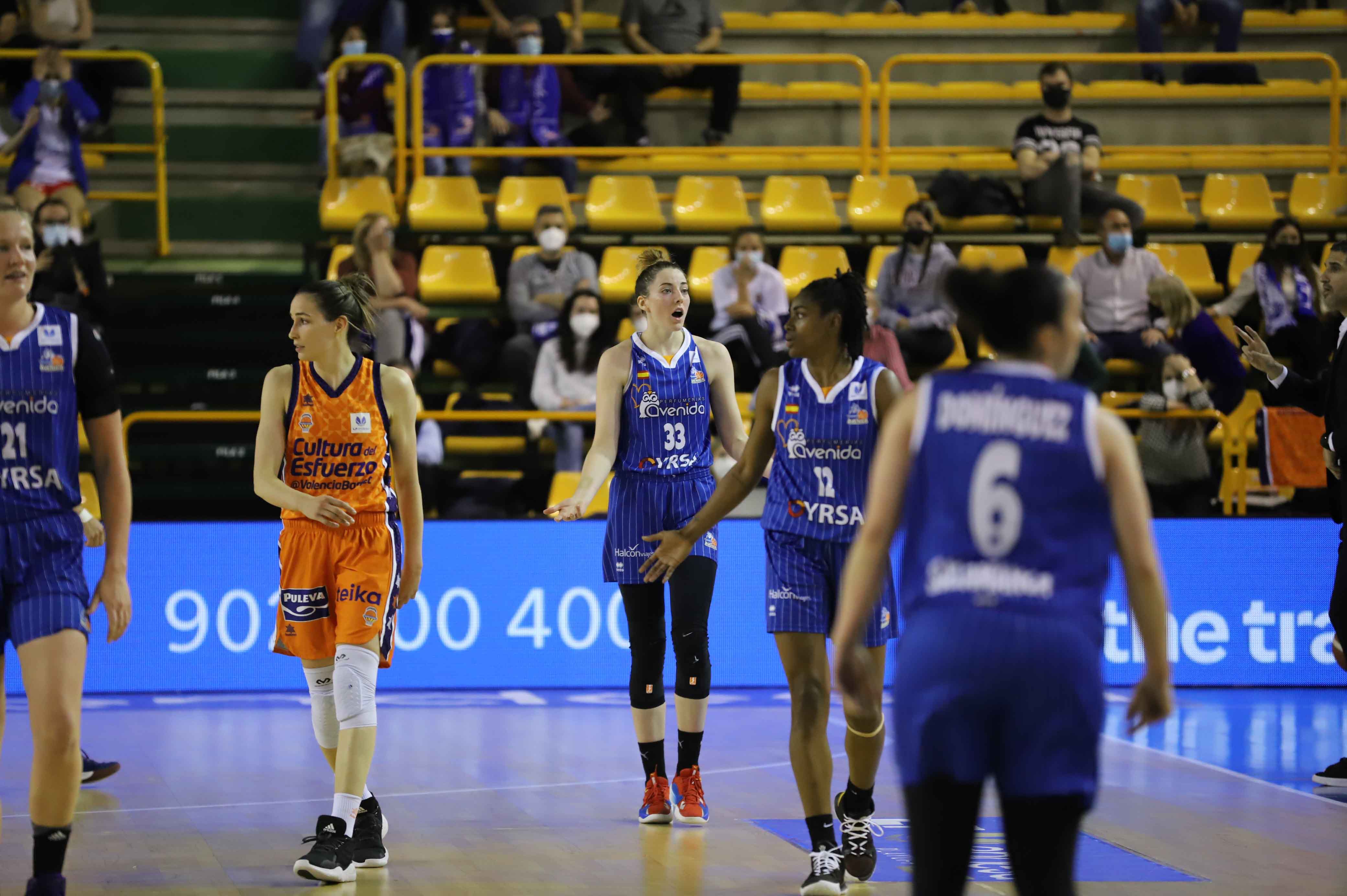 CB Avenida 64-67 Valencia Basket