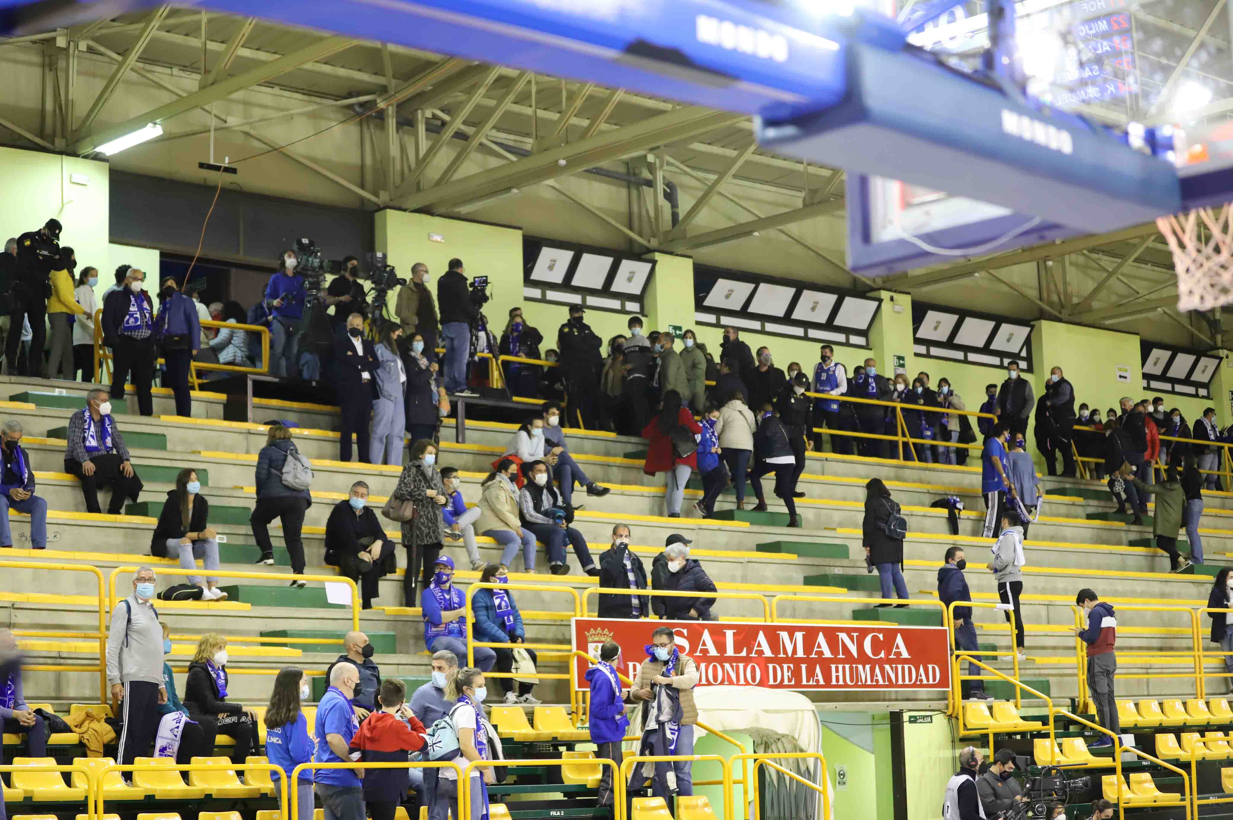 CB Avenida 64-67 Valencia Basket