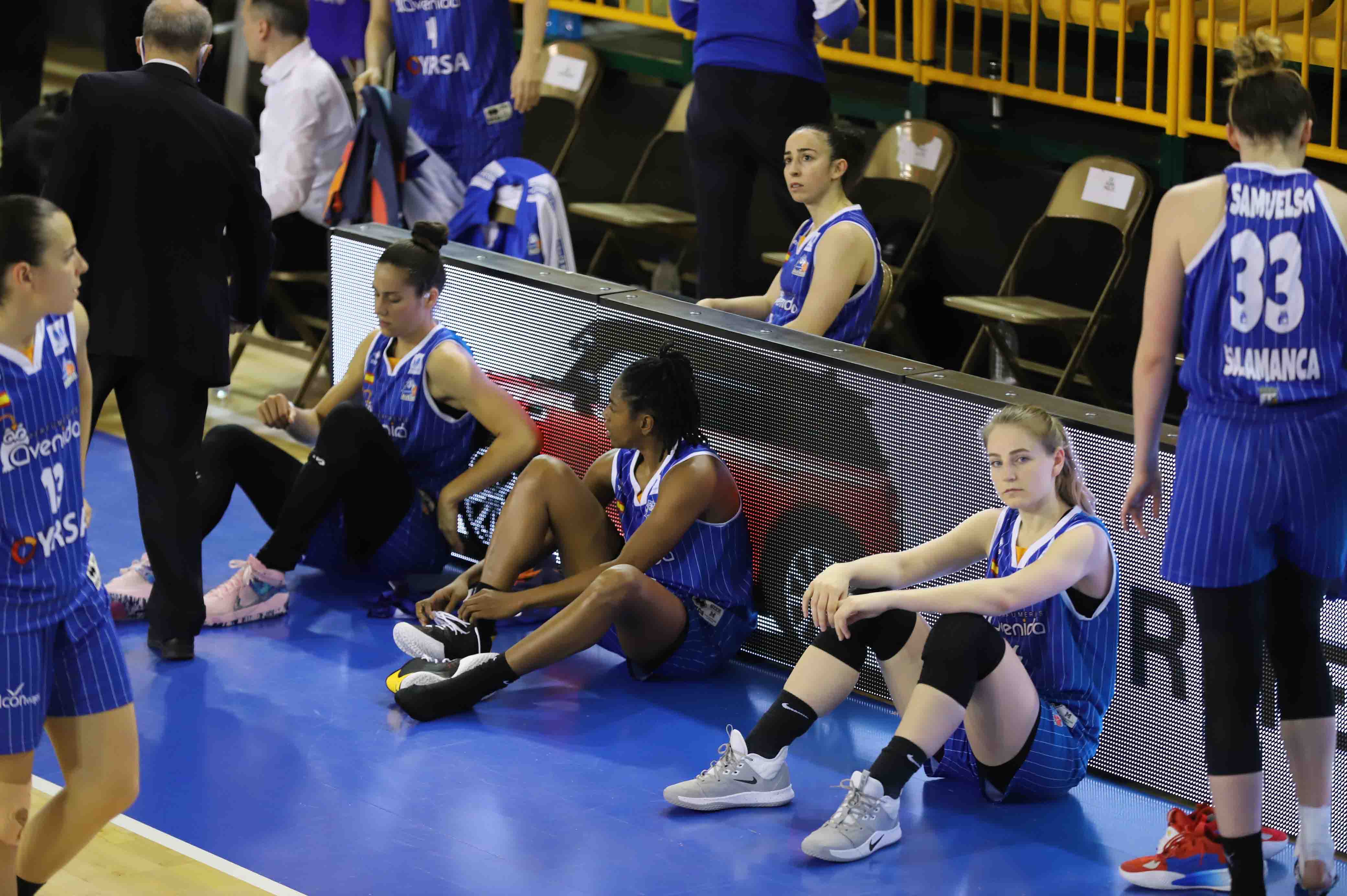 CB Avenida 64-67 Valencia Basket