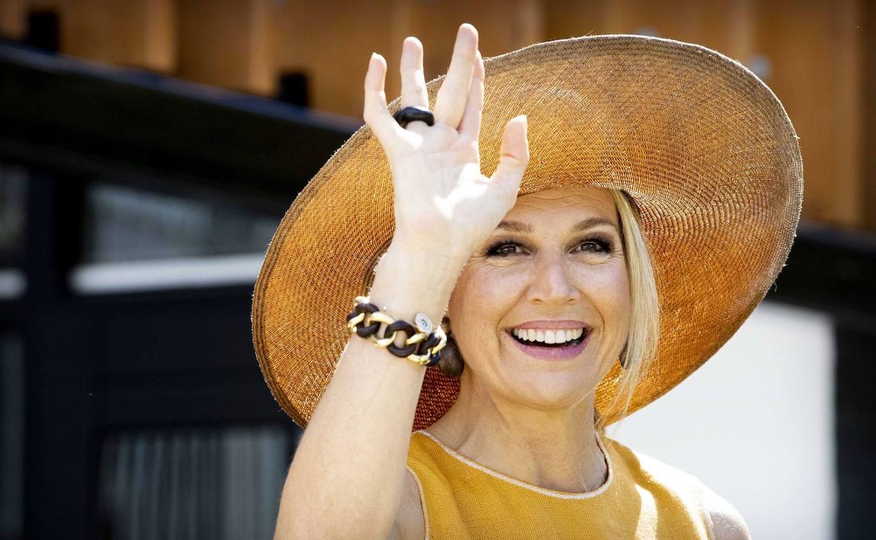 La reina Máxima participa en evento en Ámsterdam.