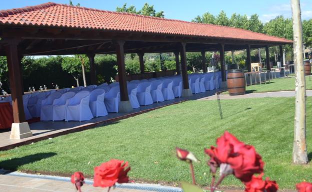 Todo preparado para recibir a los comensales en el Palacio-Finca de Banquetes Teodoro. 