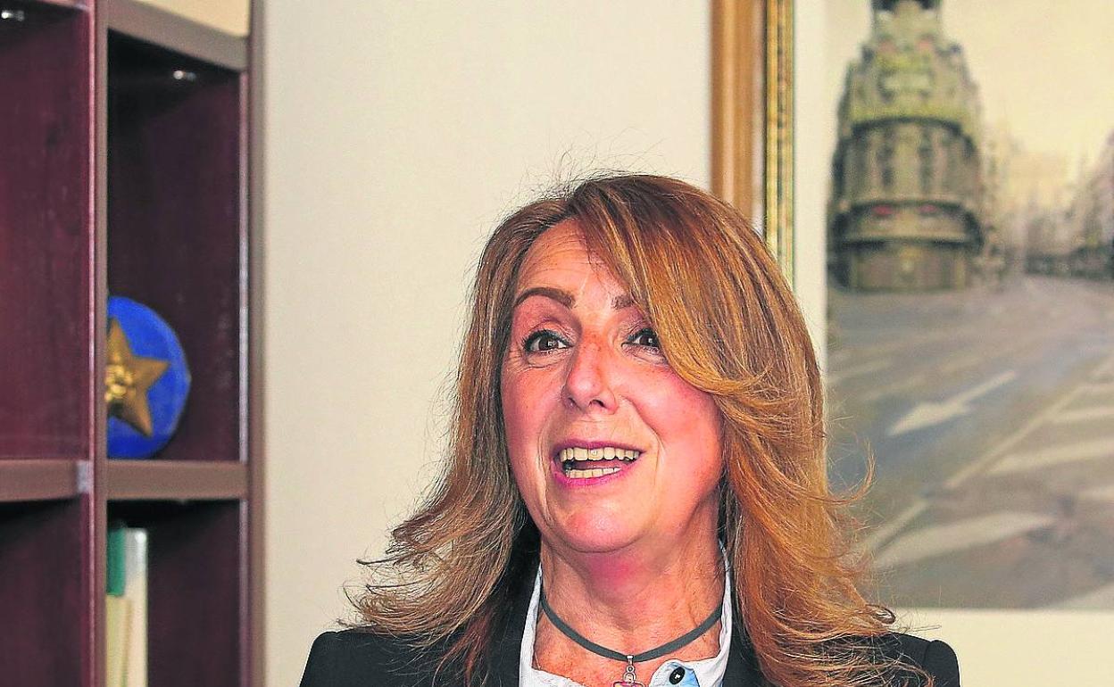 La psicóloga palentina Elisa Molina, en su consulta. 