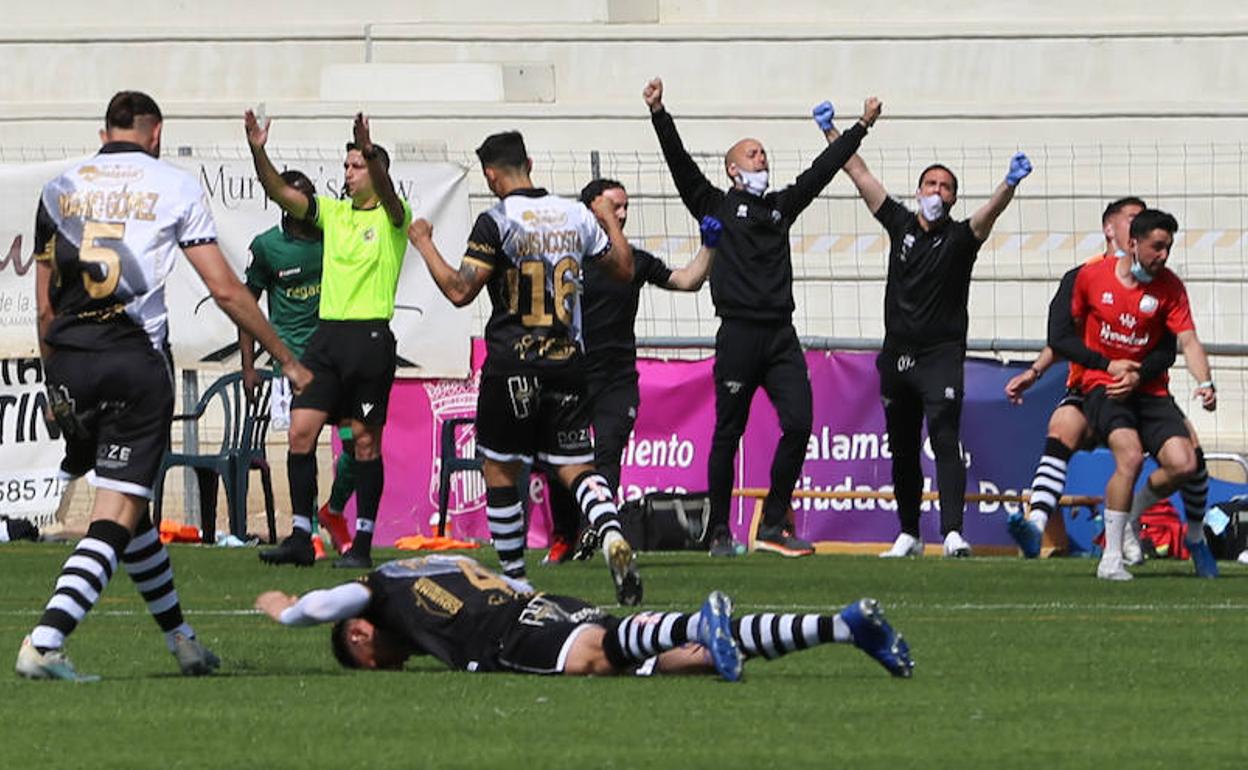 Así sería el play-off de ascenso para Unionistas si entrara como segundo o tercero del grupo