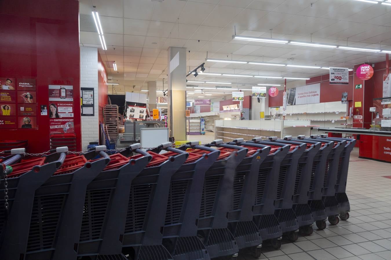 Fotos: La desoladora imagen del centro comercial Equinoccio Zaratán