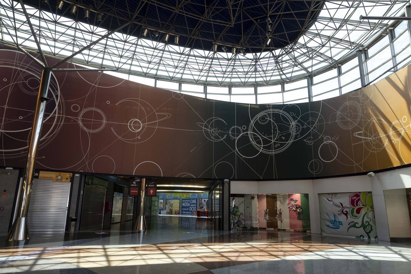 Fotos: La desoladora imagen del centro comercial Equinoccio Zaratán