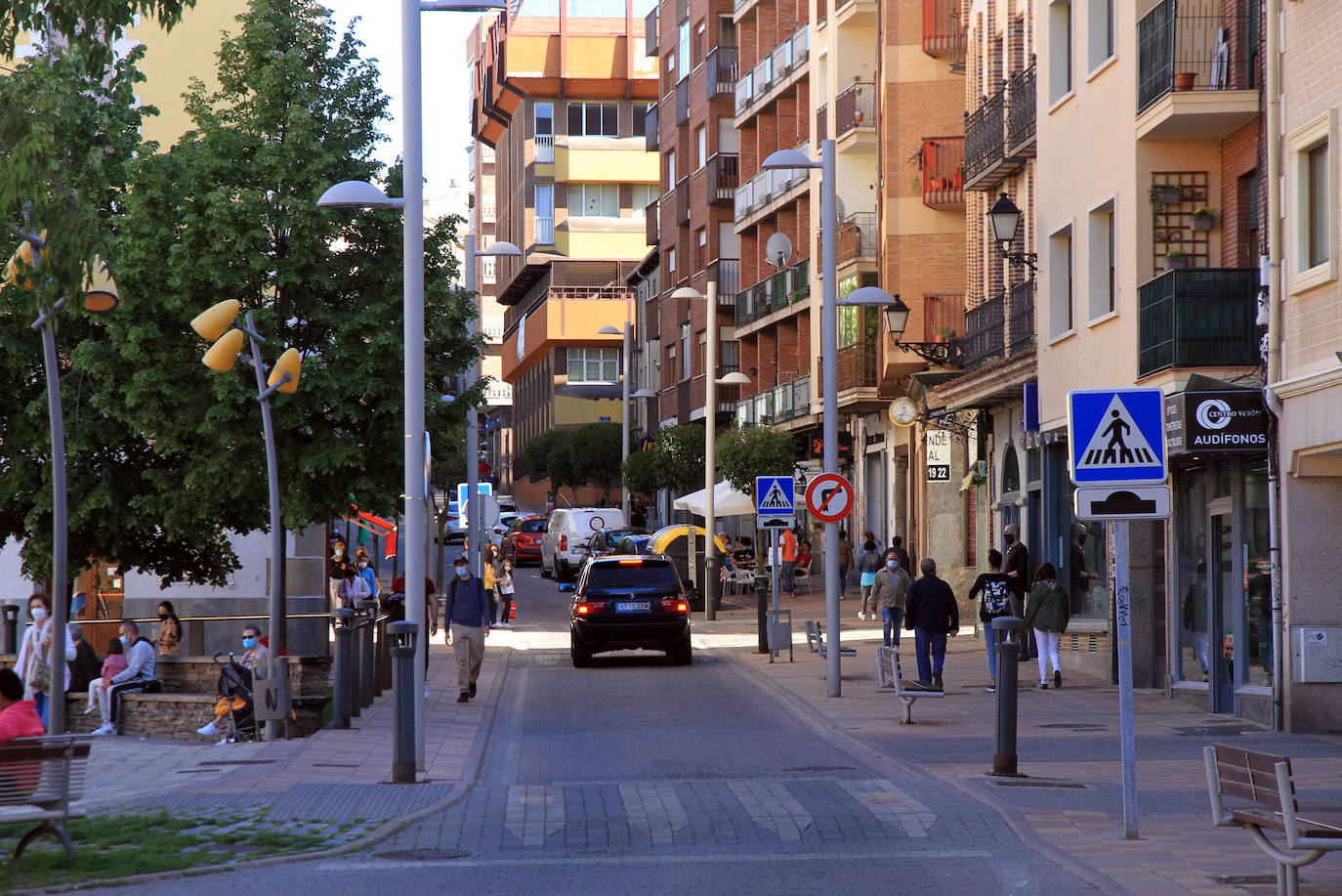 En la calle Puente de Muerte y Vida, de plataforma única, solo se podrá circular a 20.