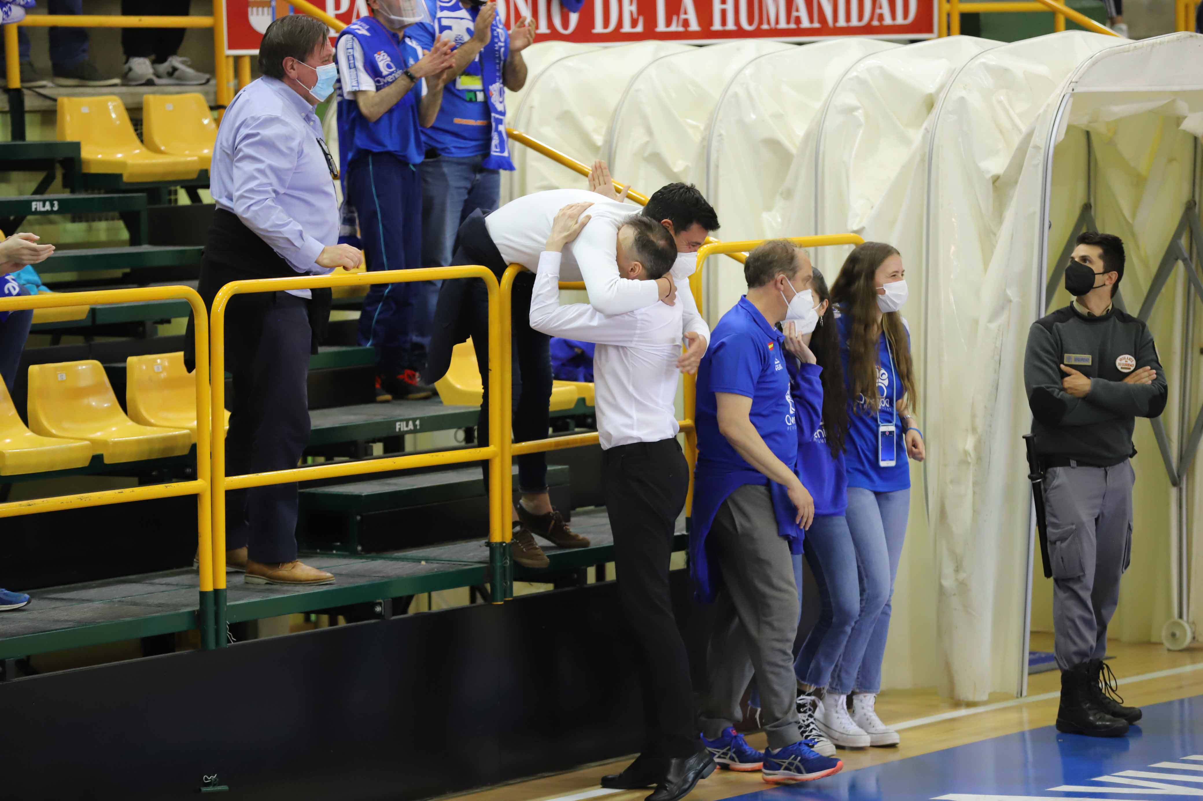 Celebración  del CB Avenida