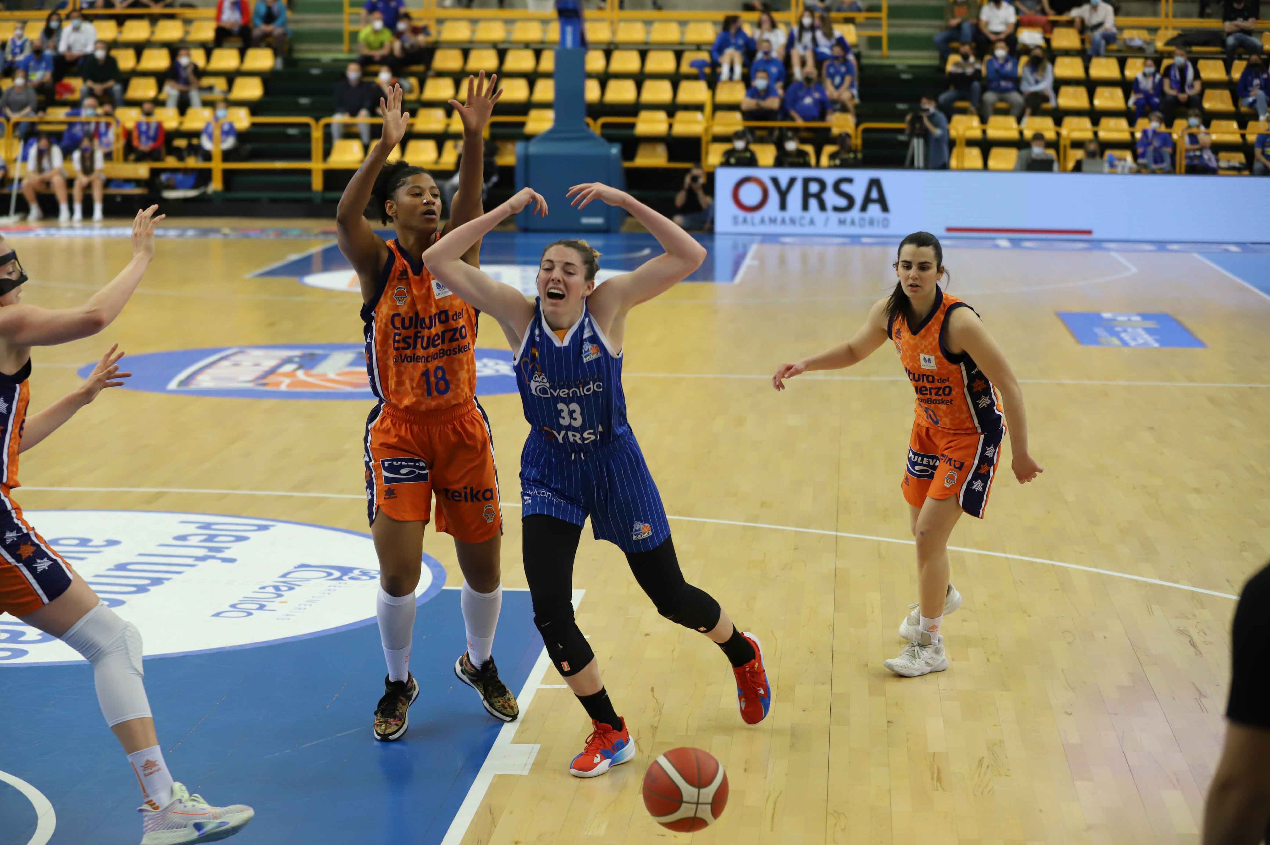CB Avenida gana su séptima Liga Femenina (76-61)
