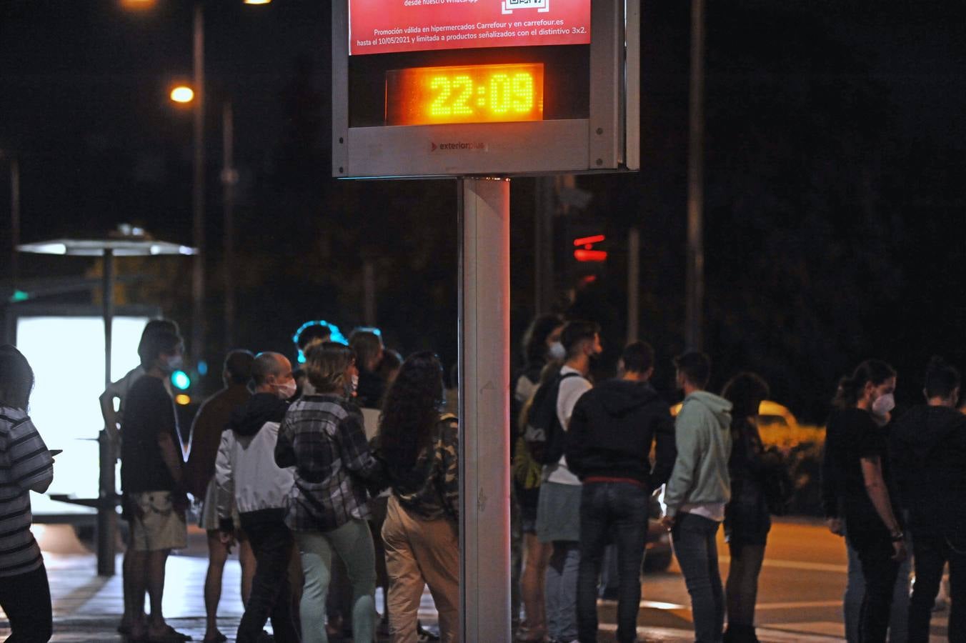 Fotos: Los vallisoletanos vacían las calles en el último toque de queda