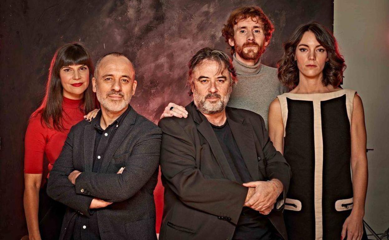Protagonistas de 'Principiantes'.
