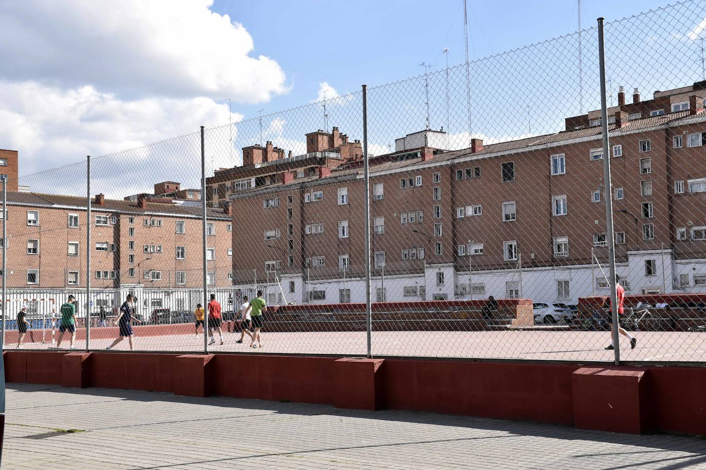 Es un barrio situado al norte de la ciudad que cuenta con más de 12.000 viviendas