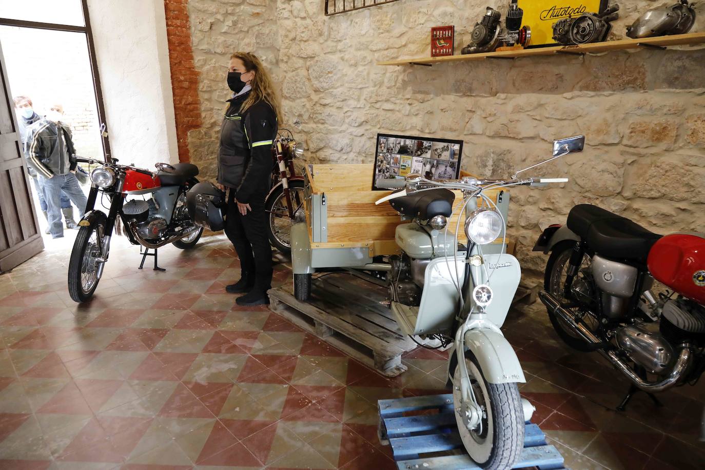 Fotos: Concurso de Restauración de Motos Clásicas del Museo de la Moto de Esguevillas