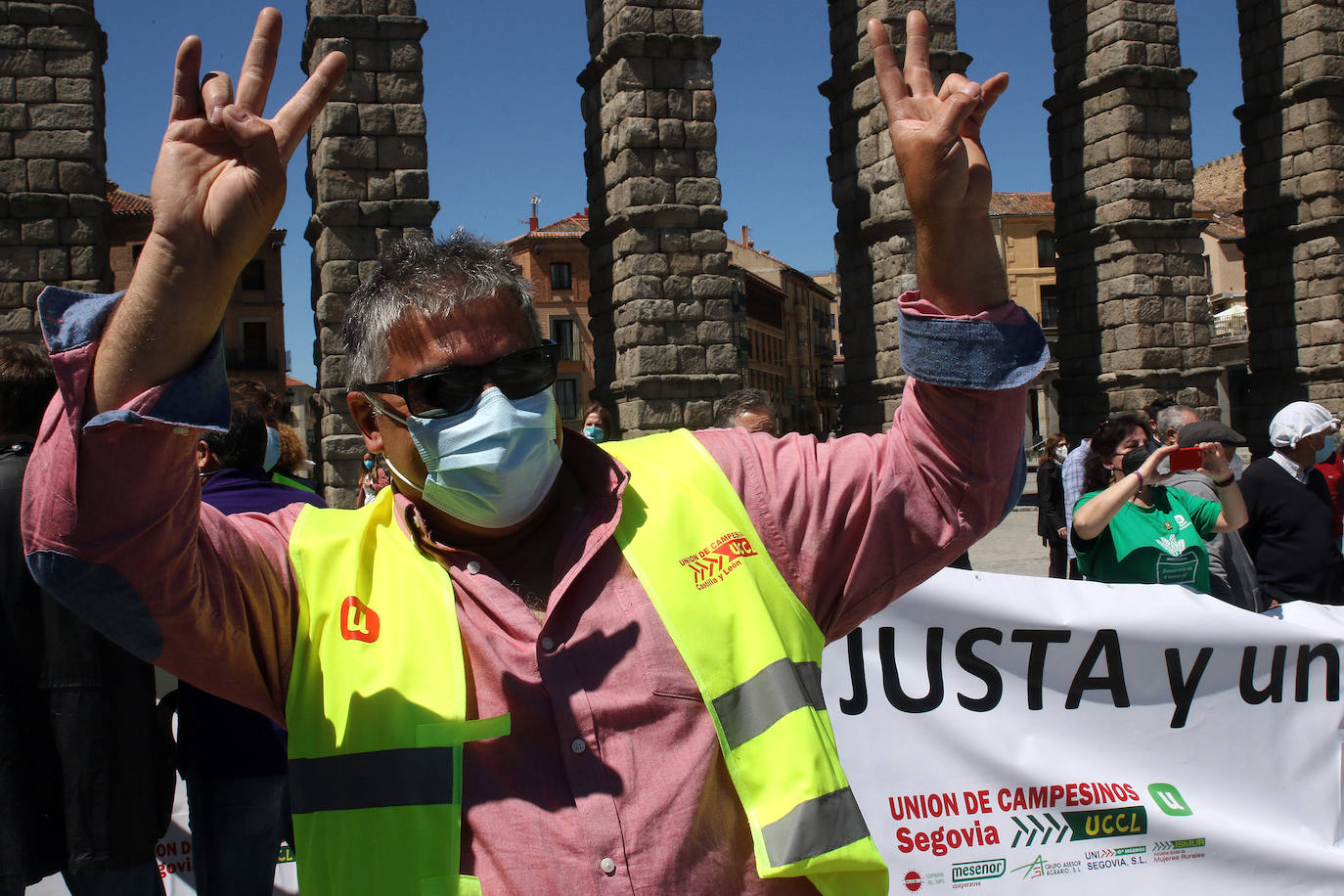 Tractorada por las calles de Segovia 