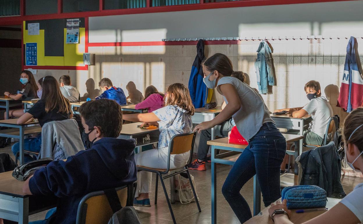 Alumnos en un colegio de Vitoria en septiembre del año pasado.