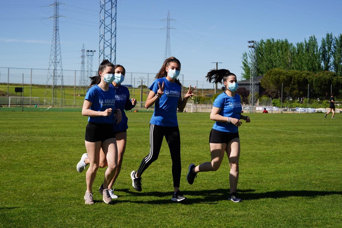 Jornada de atletismo en Las Pistas del Helmántico