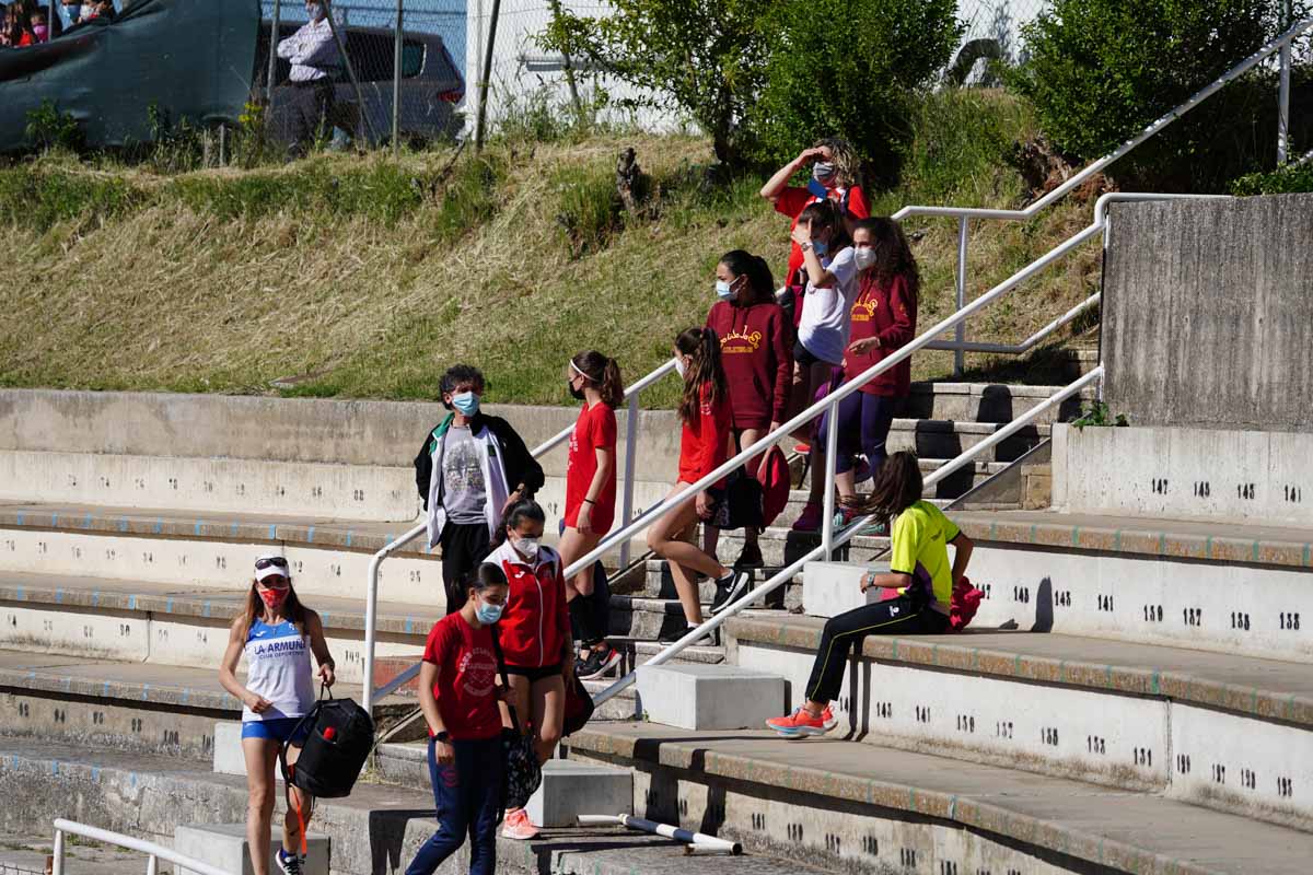 Jornada de atletismo en Las Pistas del Helmántico