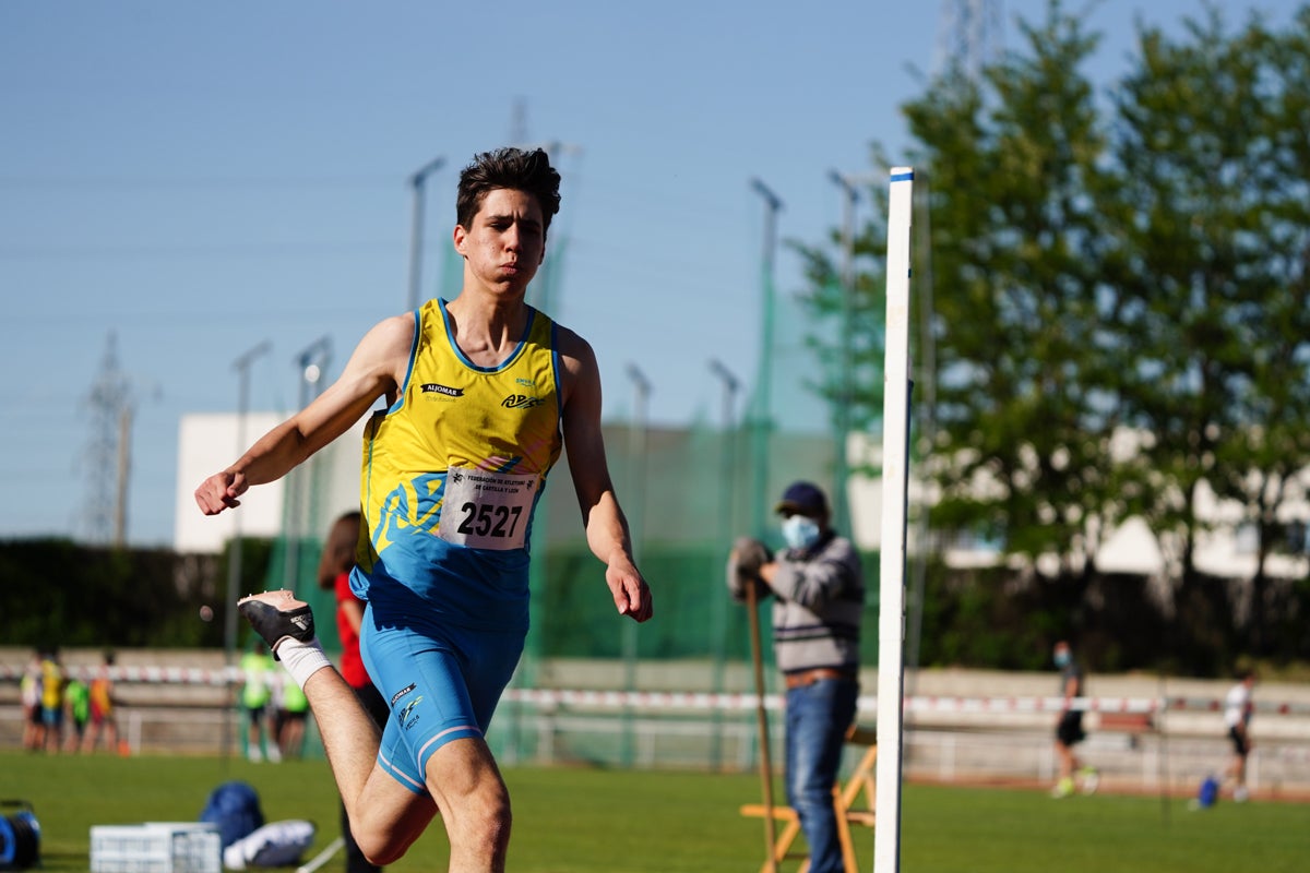Jornada de atletismo en Las Pistas del Helmántico