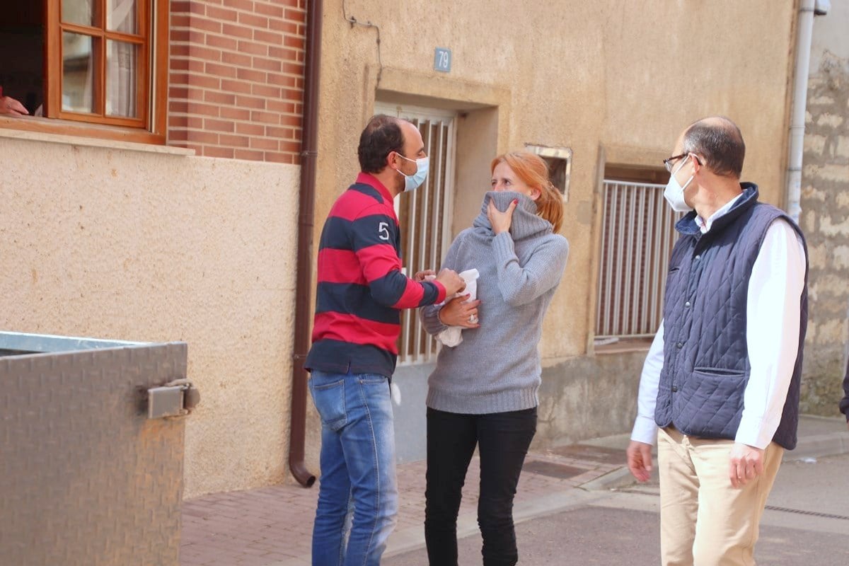 El Ayuntamiento de Torquemada repartió más de ochocientas raciones de pan y quesillo