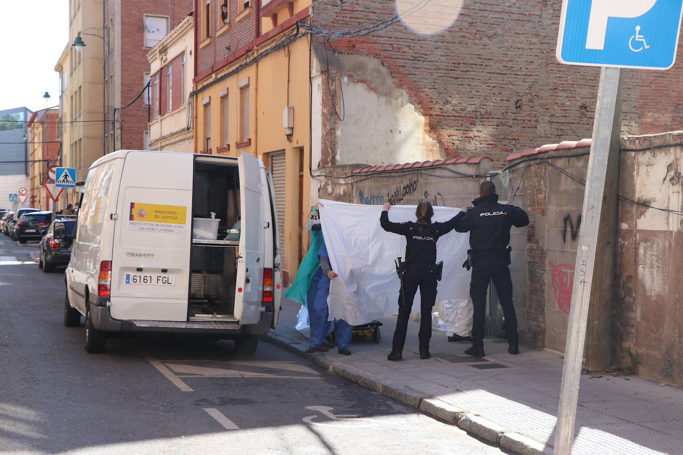 Fotos: Localizan un cadaver en El Crucero