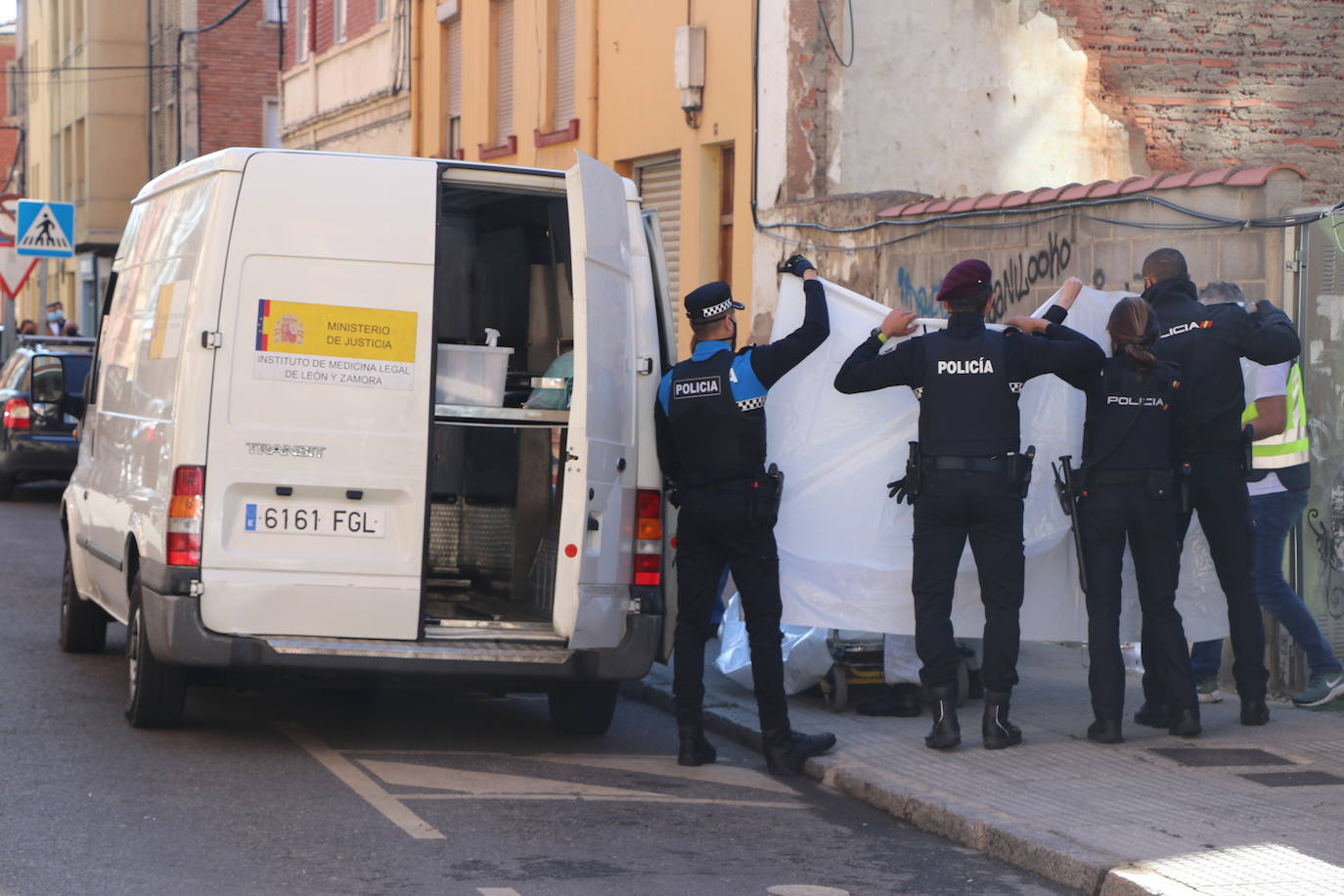 Fotos: Localizan un cadaver en El Crucero