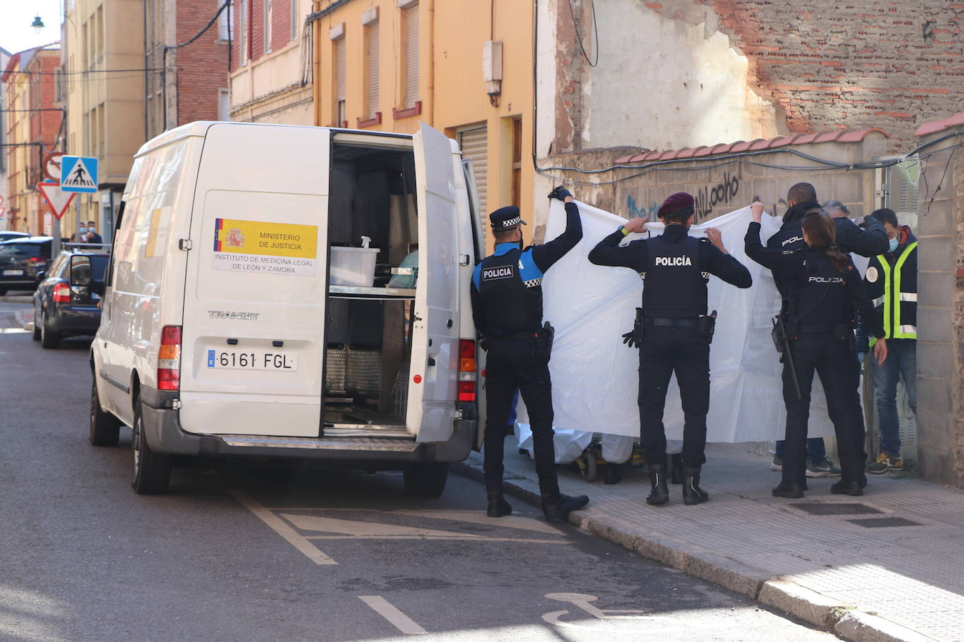 Fotos: Localizan un cadaver en El Crucero