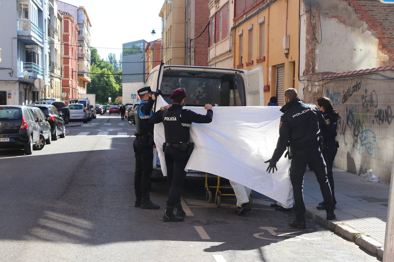 Fotos: Localizan un cadaver en El Crucero