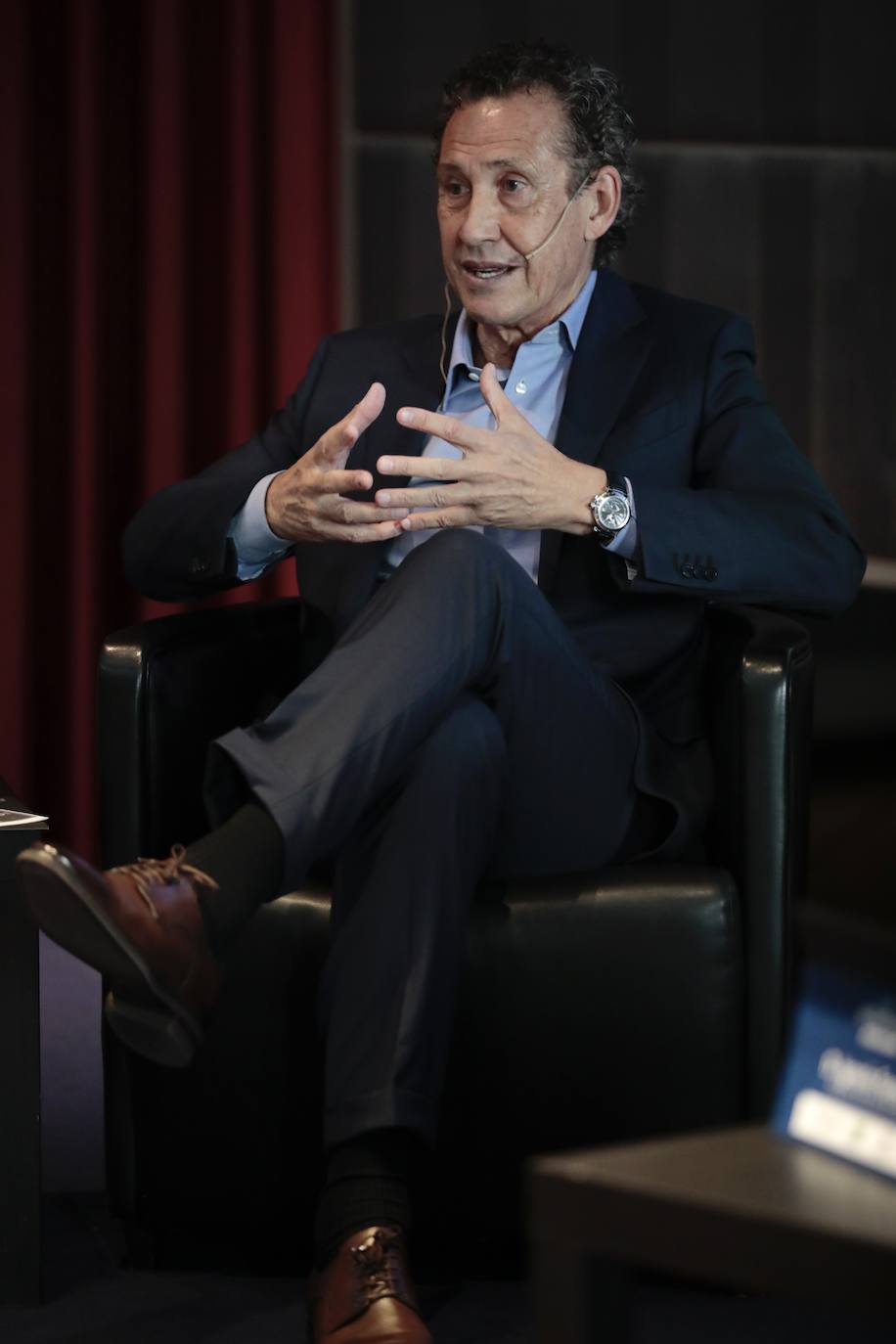 El exfutbolista, exentrenador y actual comentarista y empresario Jorge Valdano, en el Foro Económico de El Norte de Castilla.