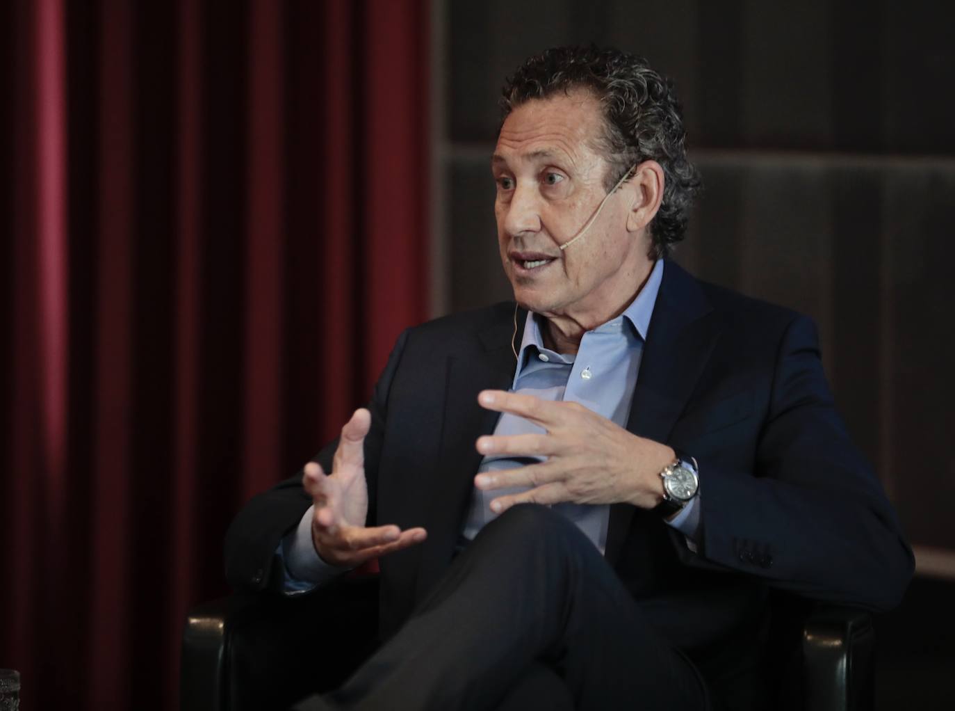 El exfutbolista, exentrenador y actual comentarista y empresario Jorge Valdano, en el Foro Económico de El Norte de Castilla.
