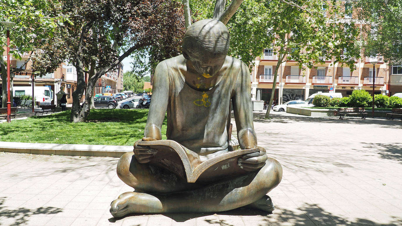 Fotos: Estado de las esculturas de la calle en Valladolid