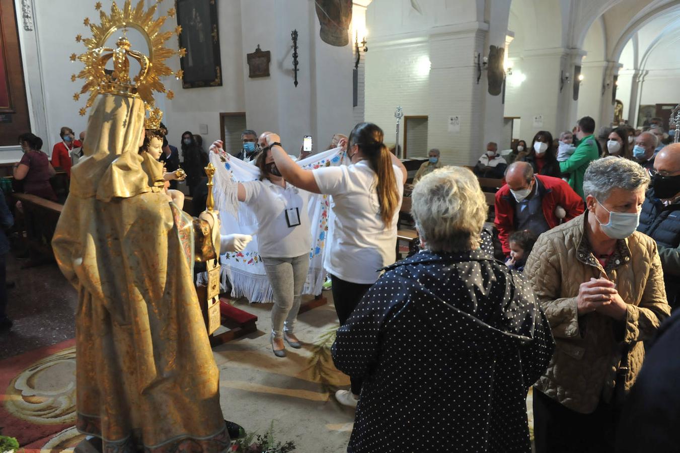 Almuerzo en la campa del Carmen el Lunes de Pentecostés.