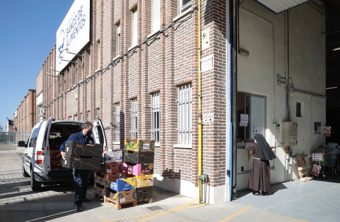 Fotos: El Banco de Alimentos de Valladolid lanza una campaña para llenar sus despensas