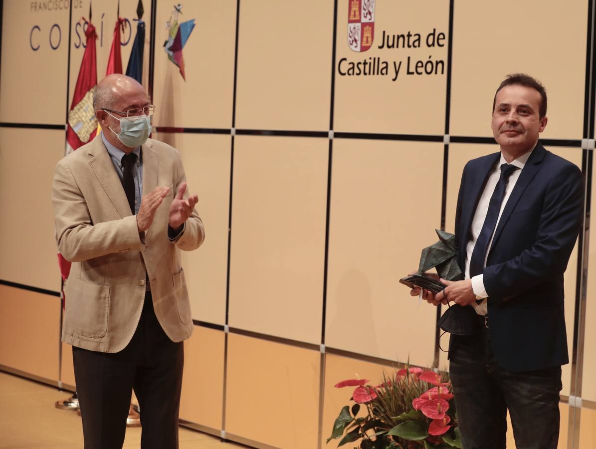 Fotos: Entrega de los XXXIV Premios de Periodismo Francisco de Cossío