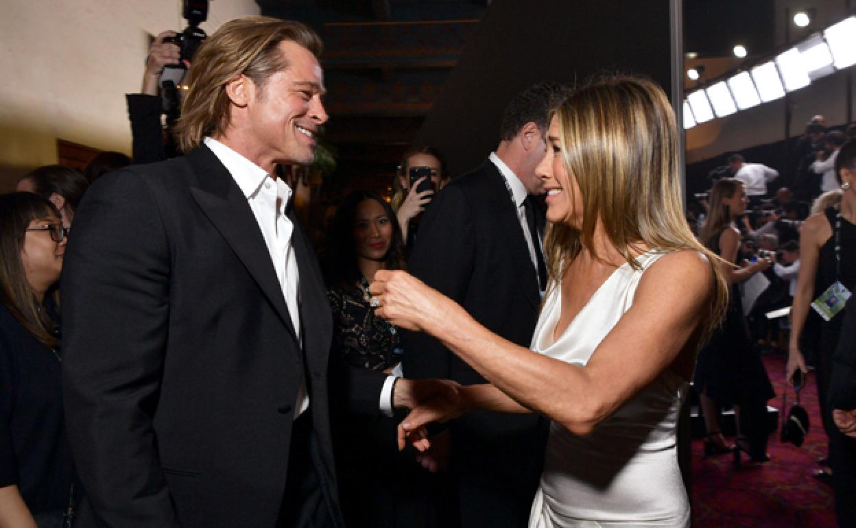 Brad Pitt y Jennifer Aniston en la entrega de los Premios SAG. 