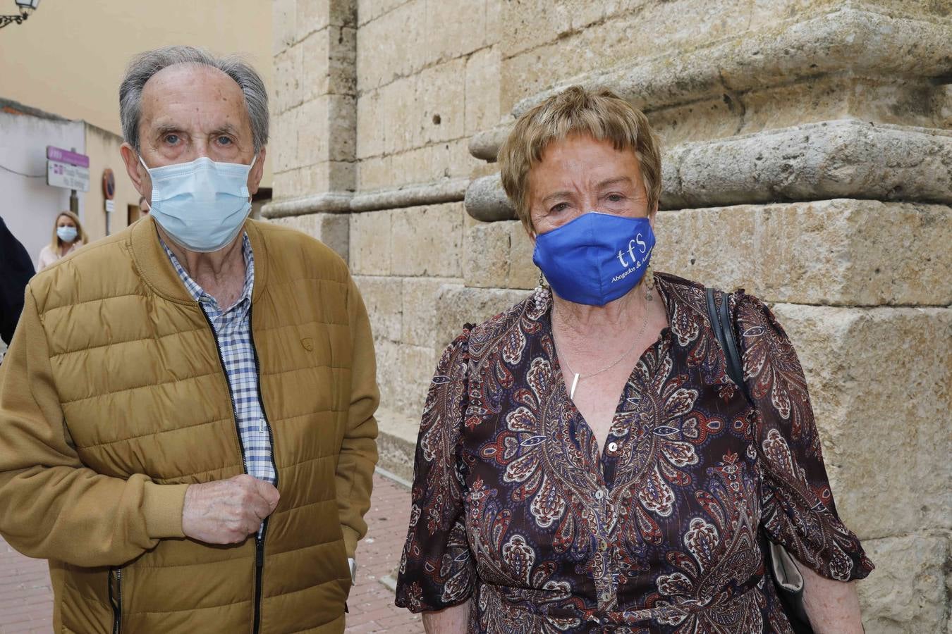 José Antonio Mijares e Isabel Mijares, periodista especializada en vino. 