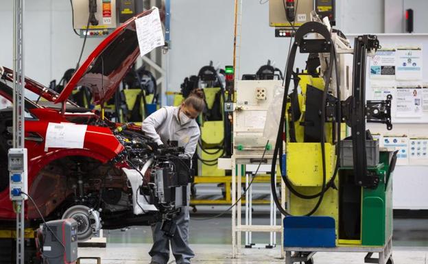 Renault fija septiembre como fecha para superar la crisis de los semiconductores