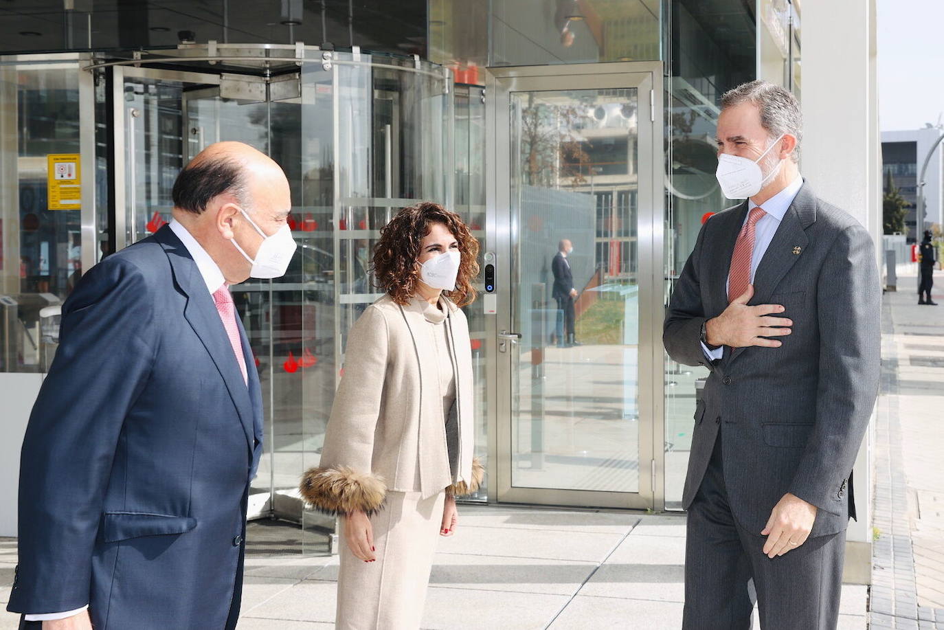 El Rey, a su llegada a la entrega de los Premios Nacionales Pyme del Año 2020.