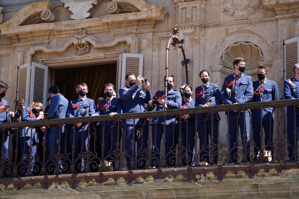 El alcalde recibió a la delegación del Grupo de Escuelas de Matacán 