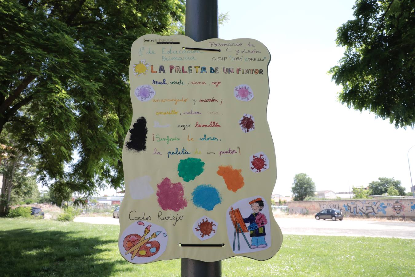 Fotos: Las farolas de las calles aledañas al Esgueva lucen los dibujos de los niños de seis colegios de Valladolid