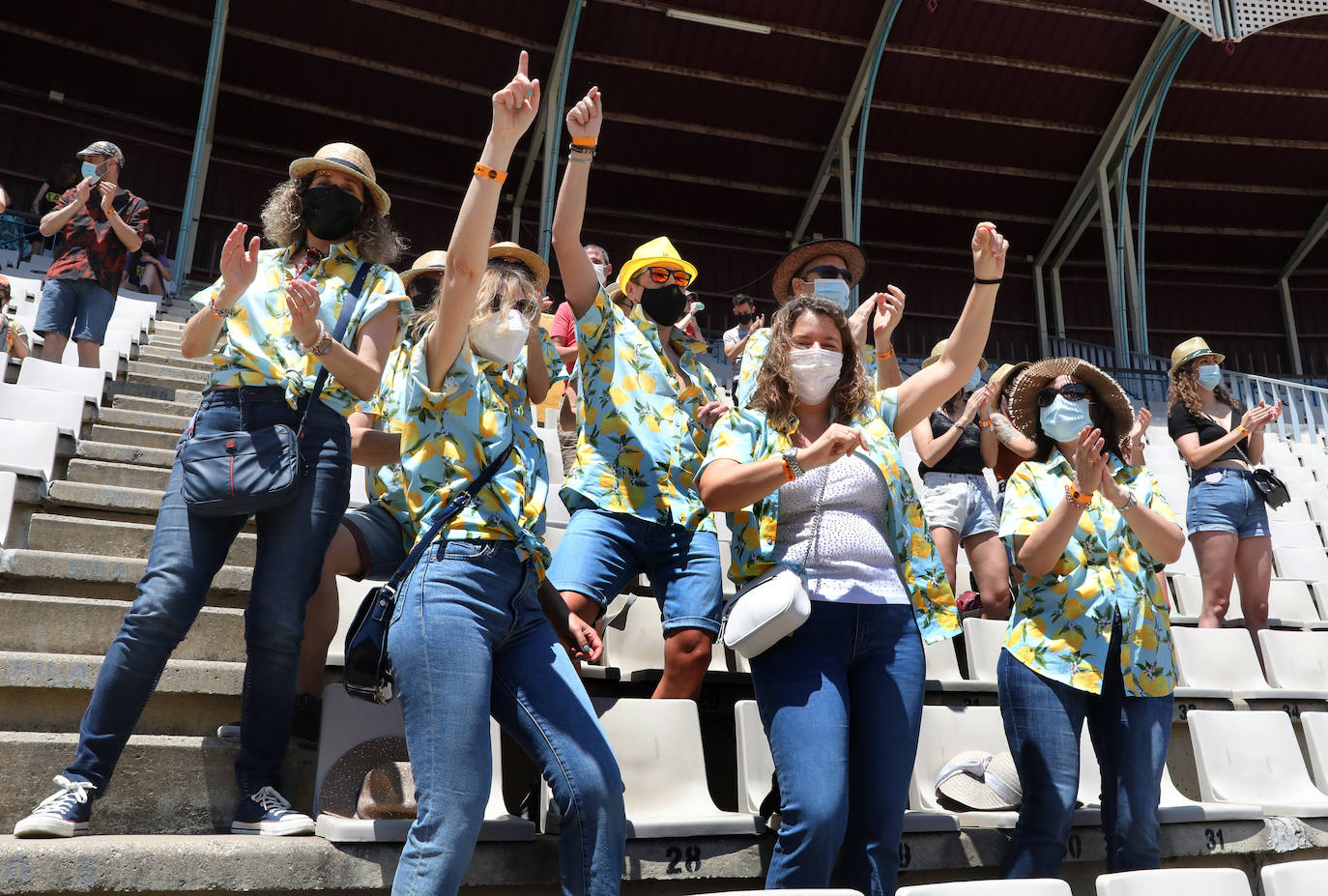 Fotos: Ladilla Rusa divierte al Palencia Sonora