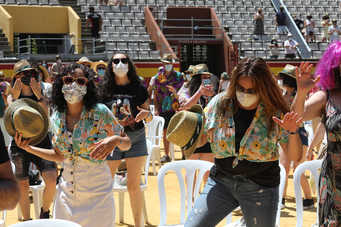 Fotos: Ladilla Rusa divierte al Palencia Sonora